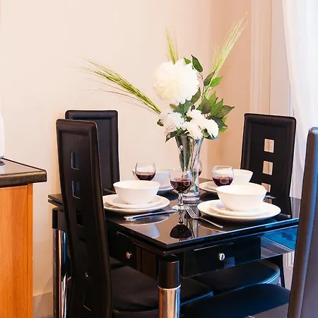 Elicia'S South Kensington Apartment Лондон Экстерьер фото